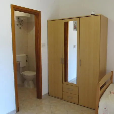 Vesna & Mario With Pool Sveti Lovreč Pazenatički