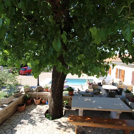 Appartement Vesna & Mario With Pool *